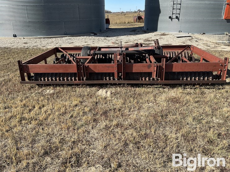 international-315-image-2