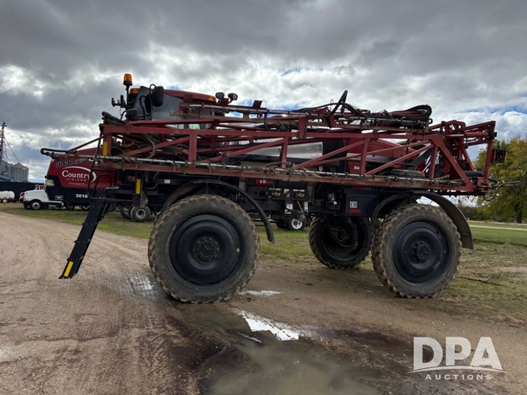 2014-case-ih-3016-image-17