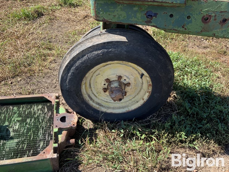 1956-john-deere-720-image-9