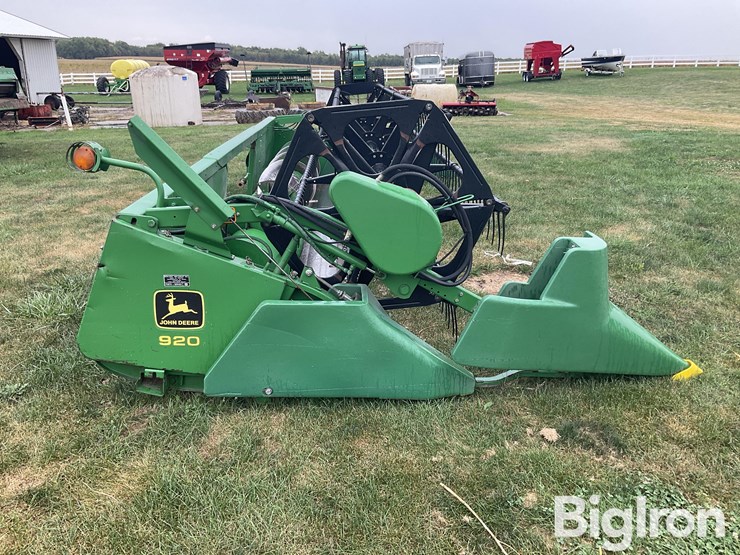 1997-john-deere-920-image-4