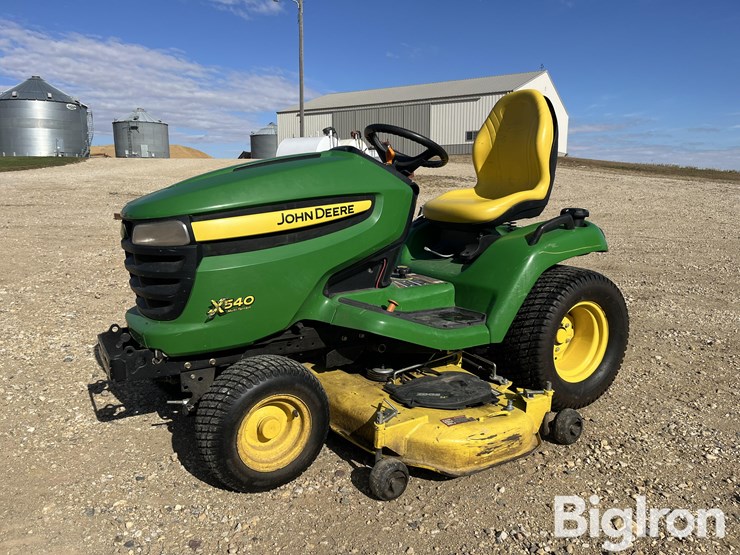 john-deere-x540-image-8