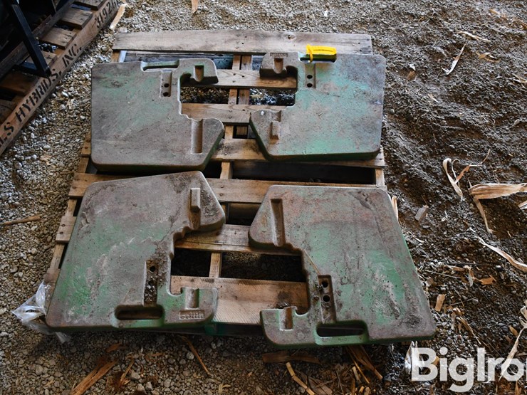 john-deere-suit-case-weights-image-6