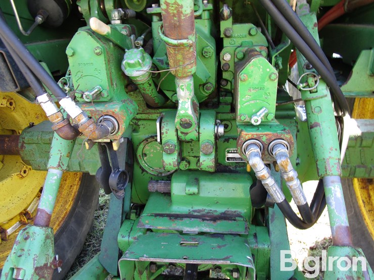 1982-john-deere-4440-image-9