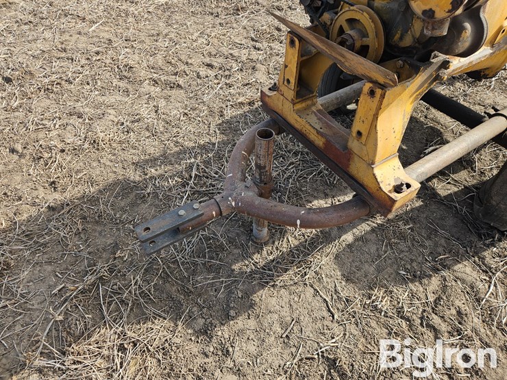 minneapolis-moline-425-a-6-cyl.-power-unit-image-9