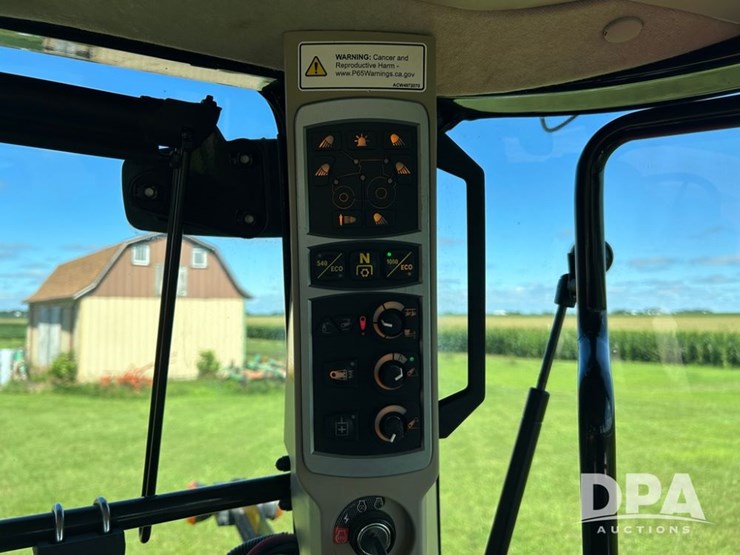 2022-massey-ferguson-8735s-image-52