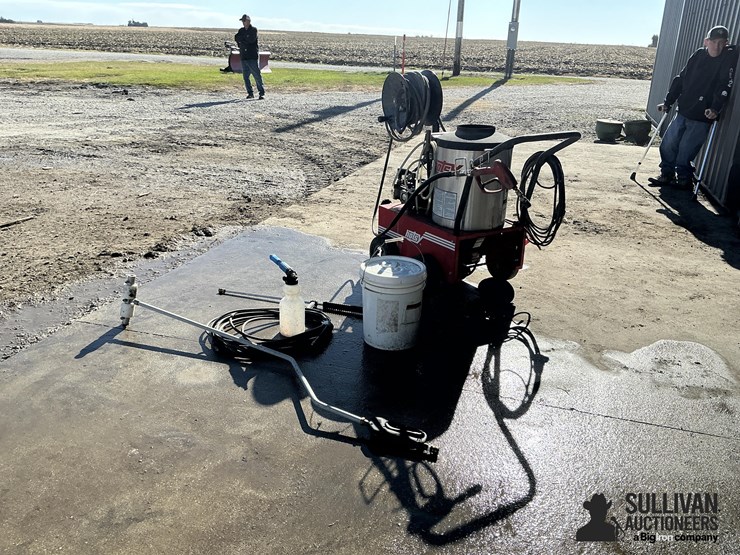 hotsy-hc165l.1-pressure-washer-image-7