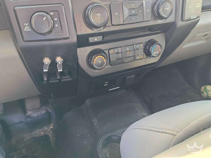 2018-ford-f150-image-37