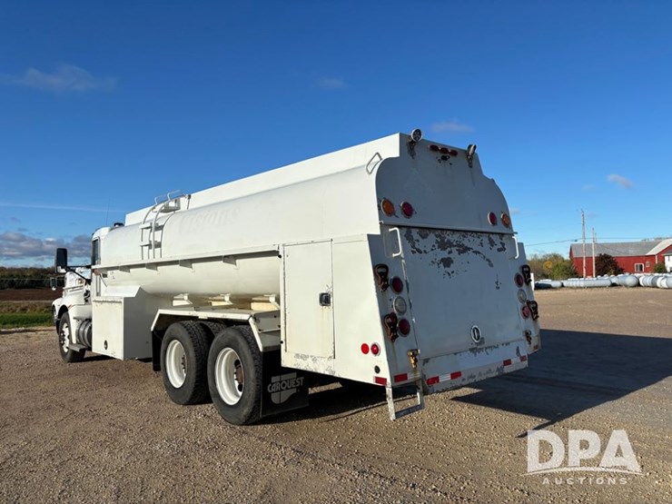 2013-unit-70-image-8