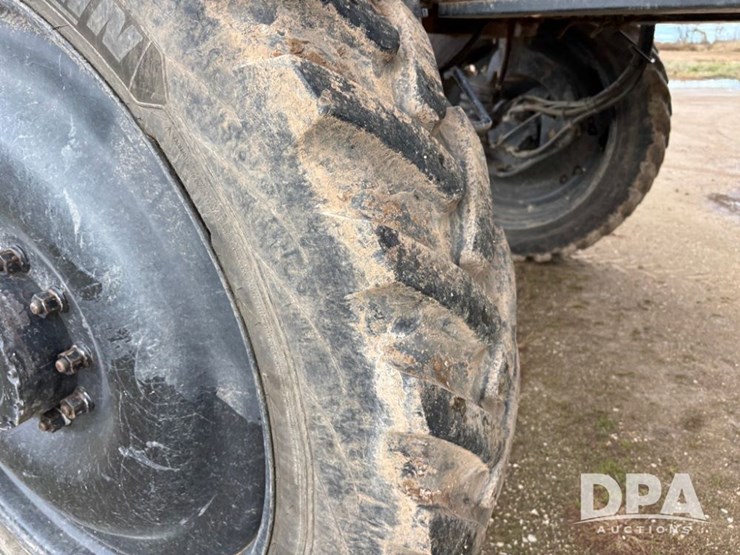 2014-case-ih-3016-image-66