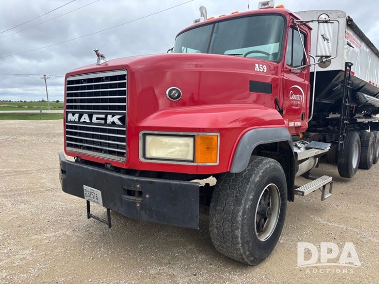 2000-mack-truck-(dr12562-unit-a59)-image-5