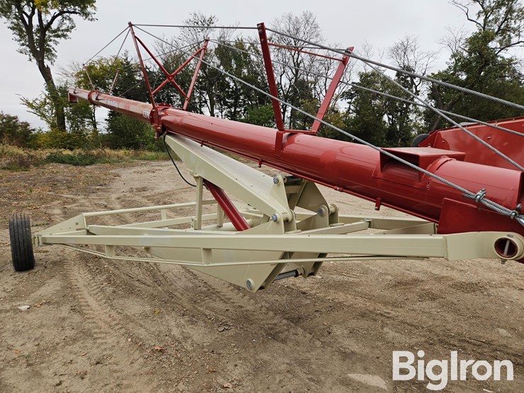 2019-buhler-farm-king-1370-image-16