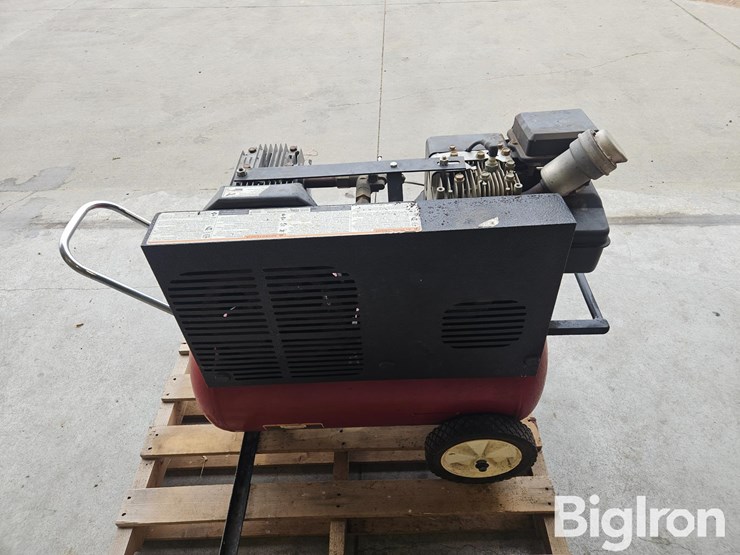 powermate-portable-gas-air-compressor-image-4