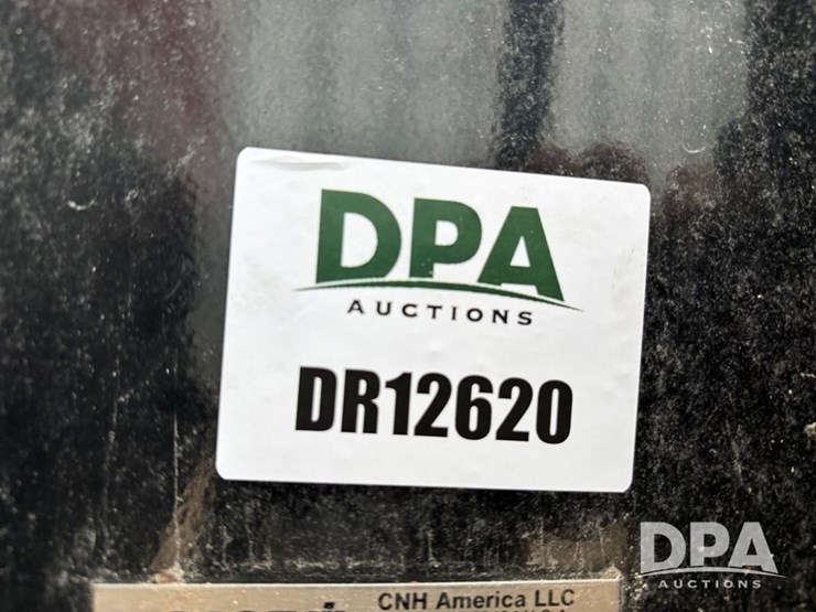 2014-case-ih-3016-image-95