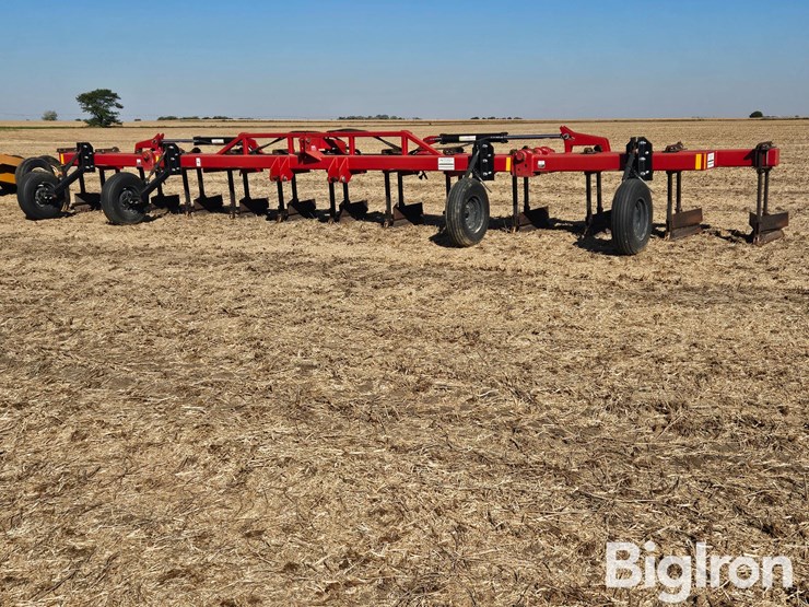 agri-products-12r36-ditcher/hiller-image-1