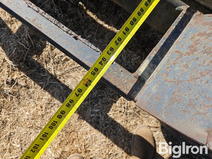 19'-tri/-axle-flatbed-trailer-image-20