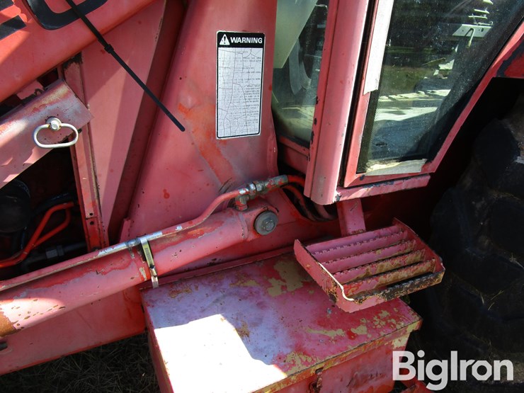 1994-ford-555-image-11