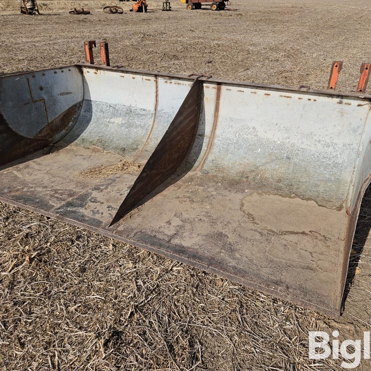 Shop Built F10 Loader Bucket