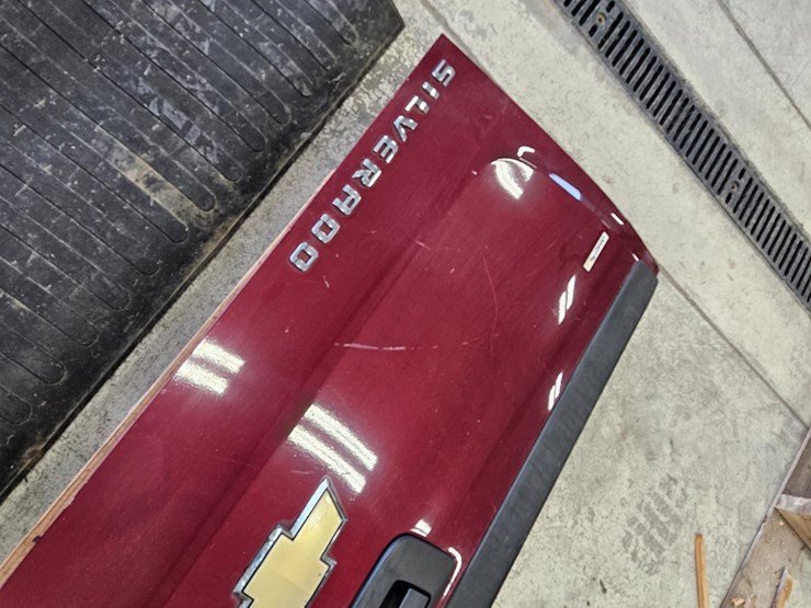 chevrolet-silverado-tailgate-&-box-floor-pad-image-10