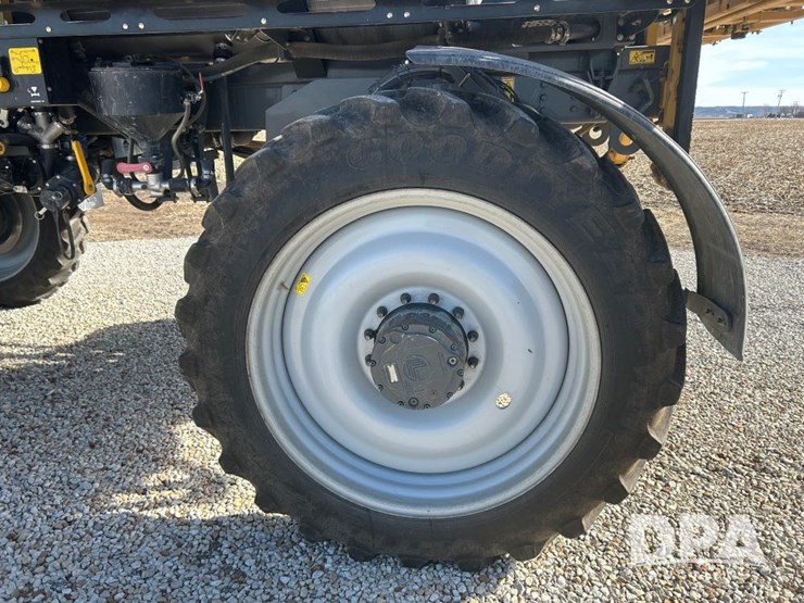 2016-ag-chem-rg1100b-image-39