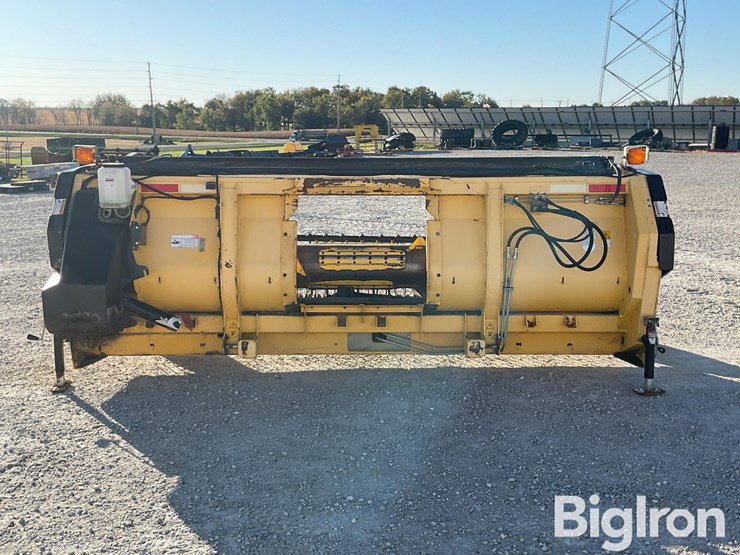 2009-new-holland-283-image-6