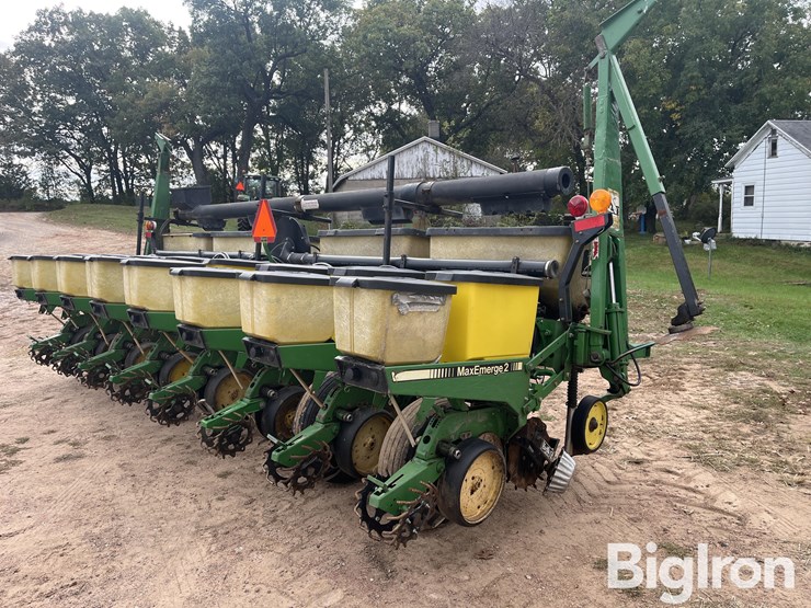 john-deere-7200-image-5