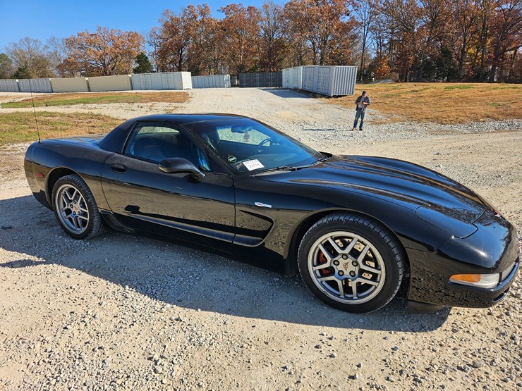 #22774-•-2002-chevrolet-corvette-z06-car-image-18