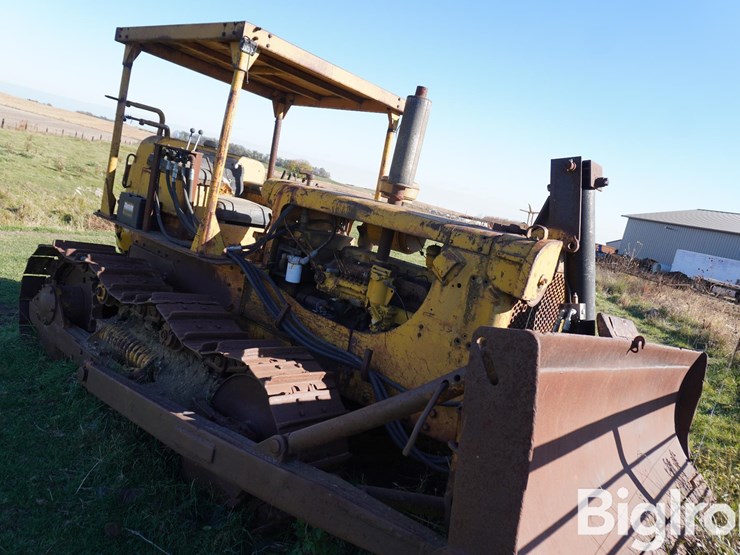 caterpillar-d6-image-11