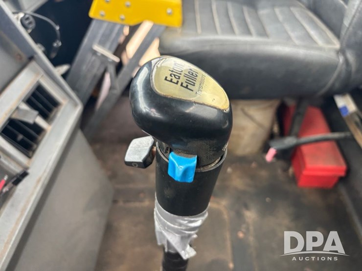 2000-mack-truck-(dr12562-unit-a59)-image-50