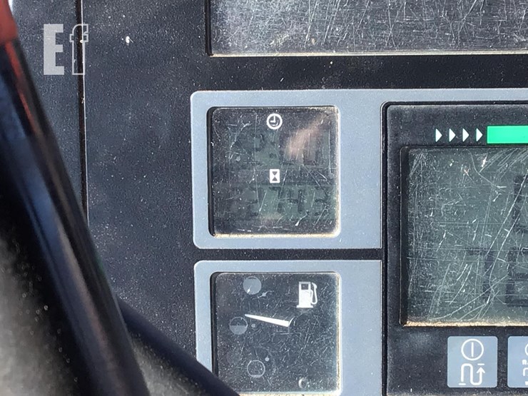 case-ih-mx135-image-14