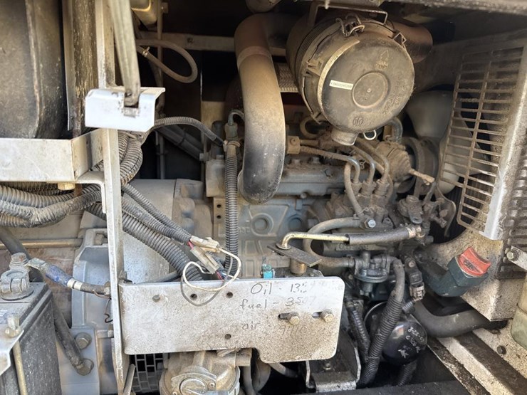 #1470-•-whisperweld-dlw-400esa4-towable-welder-image-26