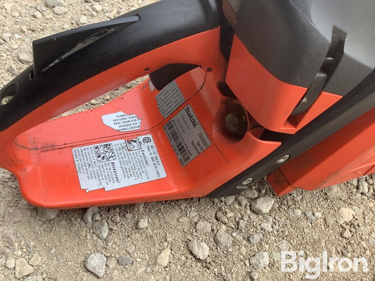 makita-chainsaw-image-10