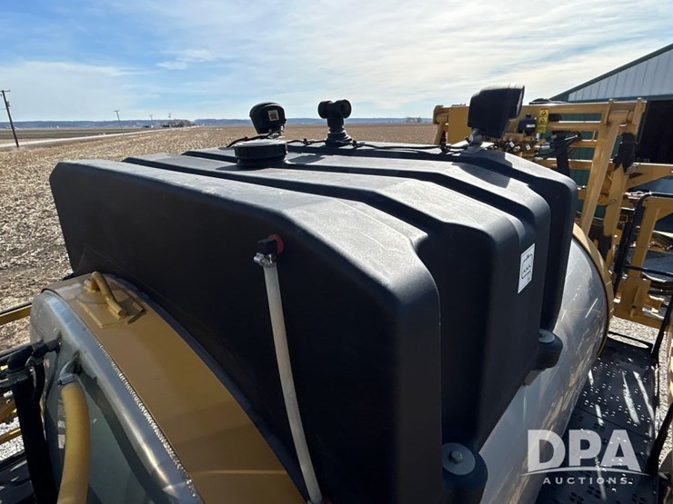 2016-ag-chem-rg1100b-image-80