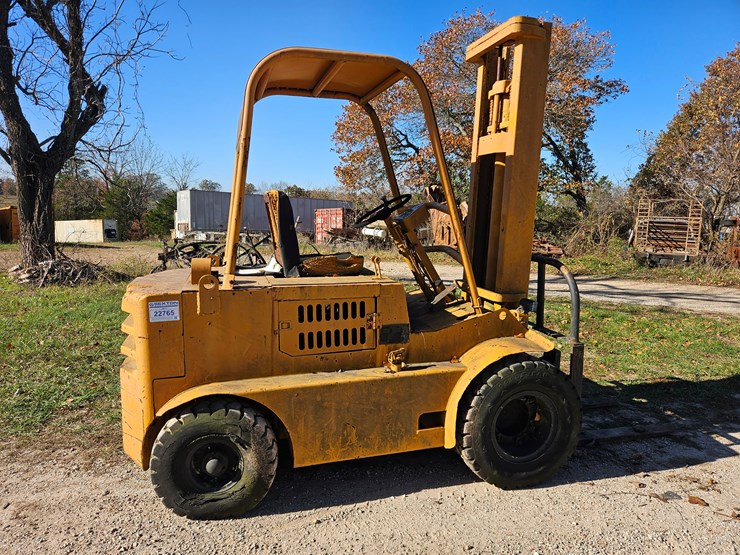 #22765-•-1960's-baker-forklift-(non-runner)-image-12