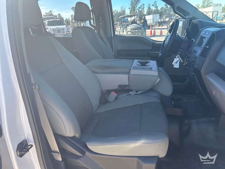 2017-ford-f150-image-25