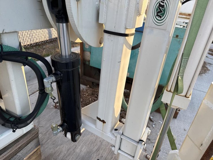 #4296-•-post-pounder-attachment-image-11