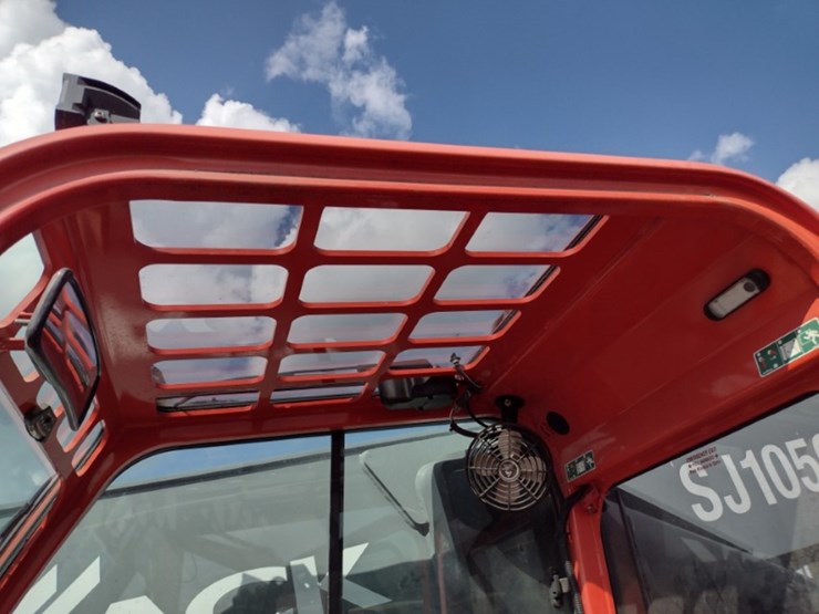 skyjack-sj1056th-image-13