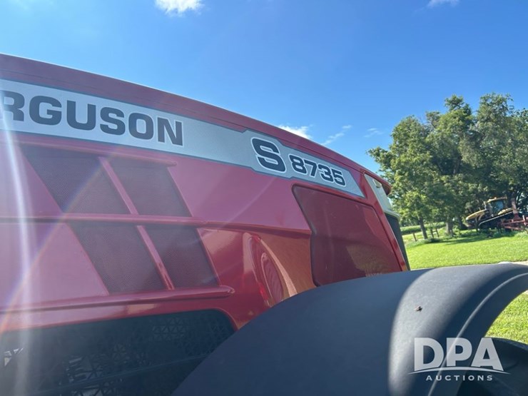 2022-massey-ferguson-8735s-image-32