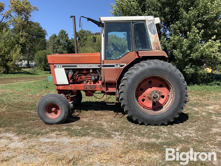 1977-international-1086-image-8