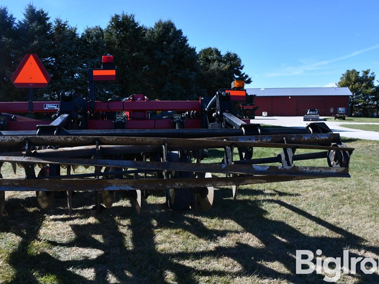 case-ih-870-7-shank-disk-ripper-image-18