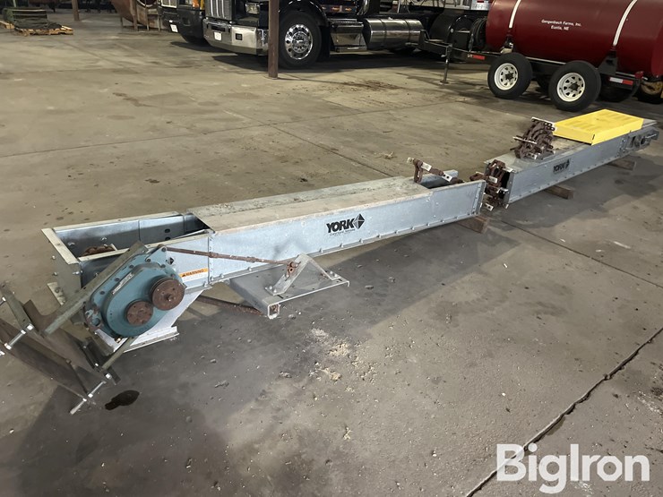 york-elevator-drags-image-7