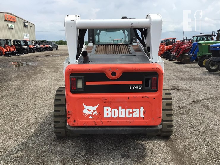 2017-bobcat-t740-image-7