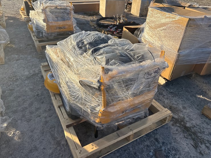 #24-•-unused-dewalt-dw33-walk-behind-zero-turn-mower-inv#32772-image-3