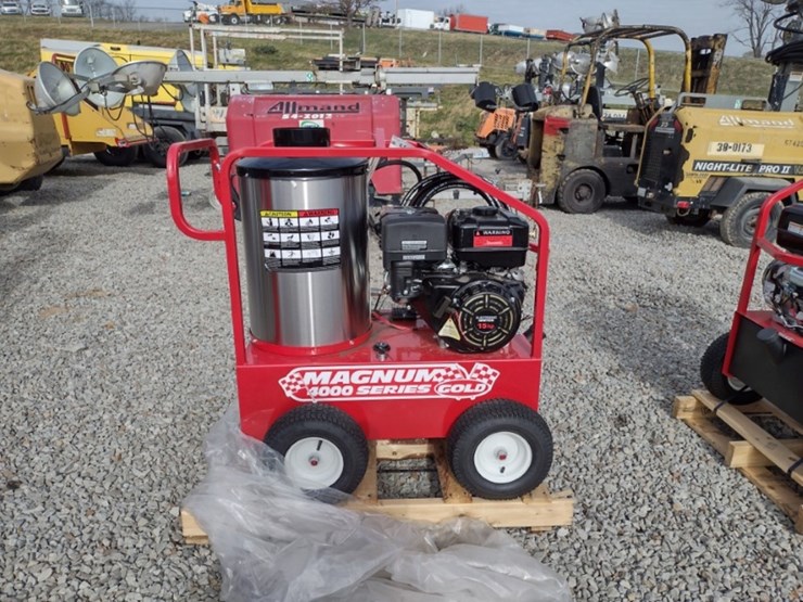 magnum-gold-pressure-washer-(qea-5580)-image-2