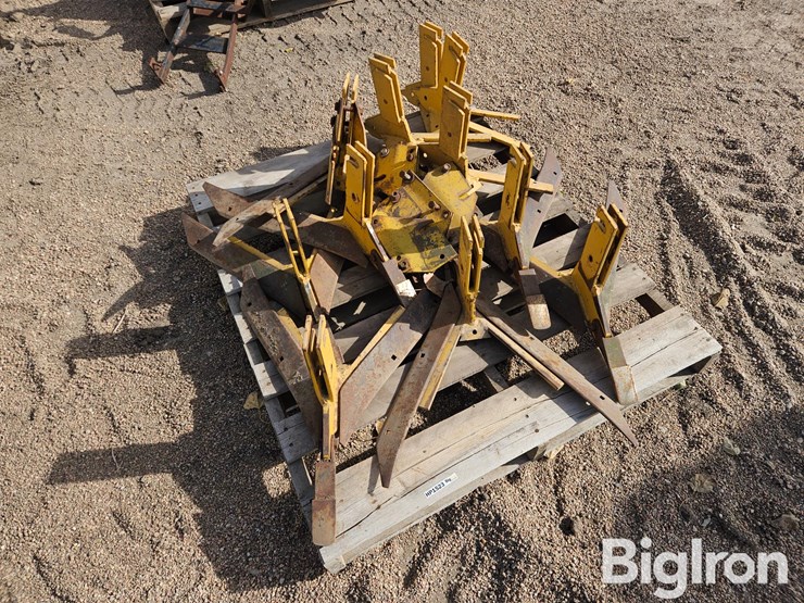 buffalo-cultivator-sweeps-image-1