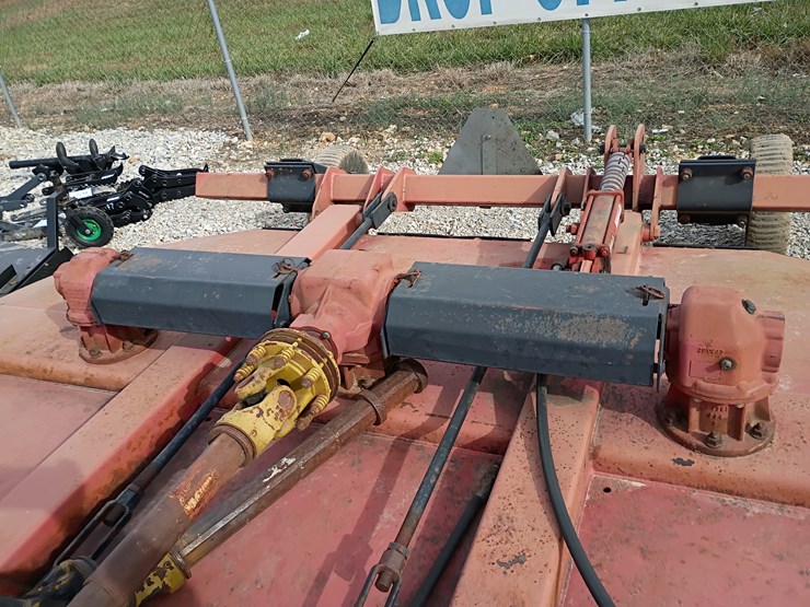 bush-hog-3210-image-16