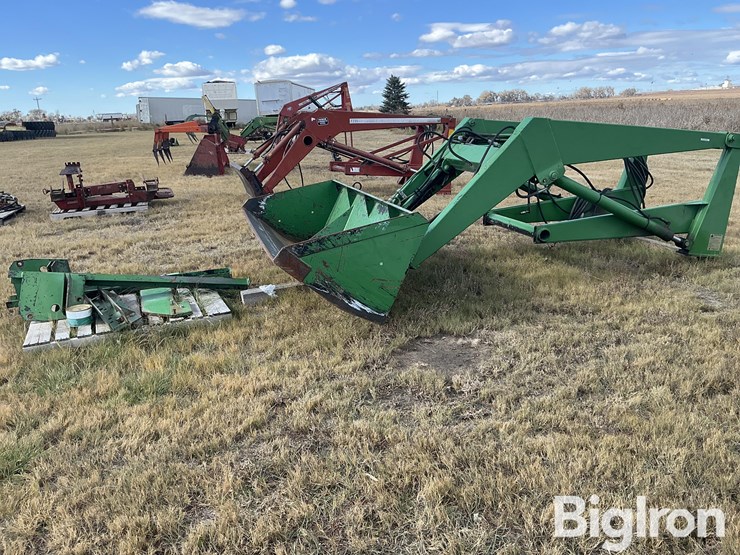 john-deere-4320-image-8