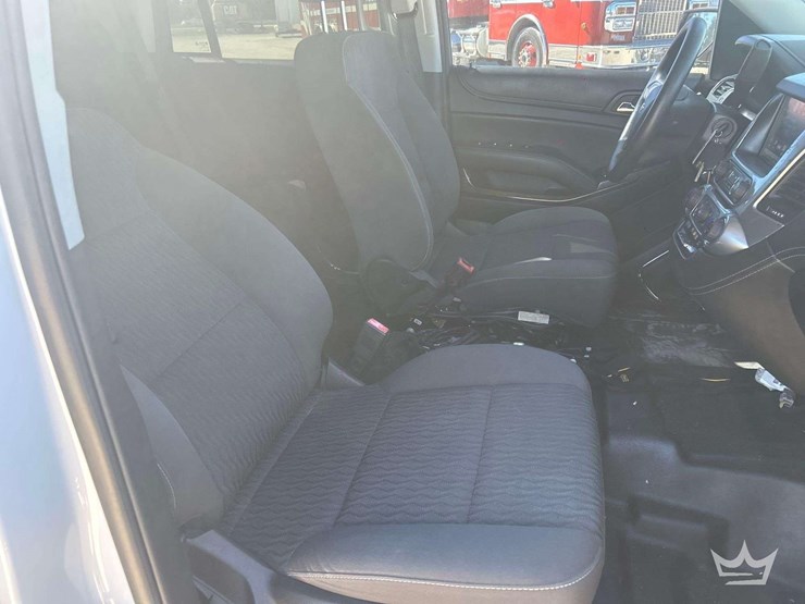 2018-chevrolet-tahoe-image-25