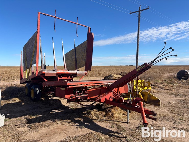 new-holland-1032-image-4