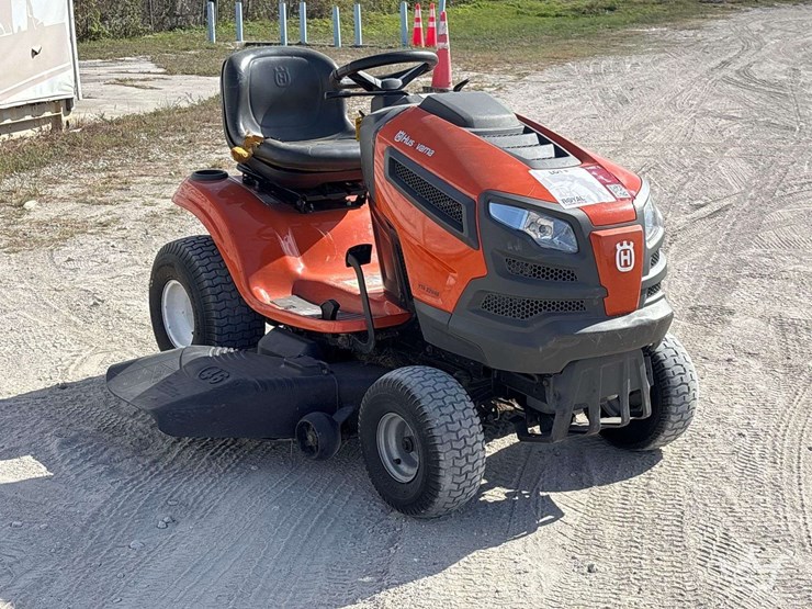 husqvarna-46in-riding-mower-image-2