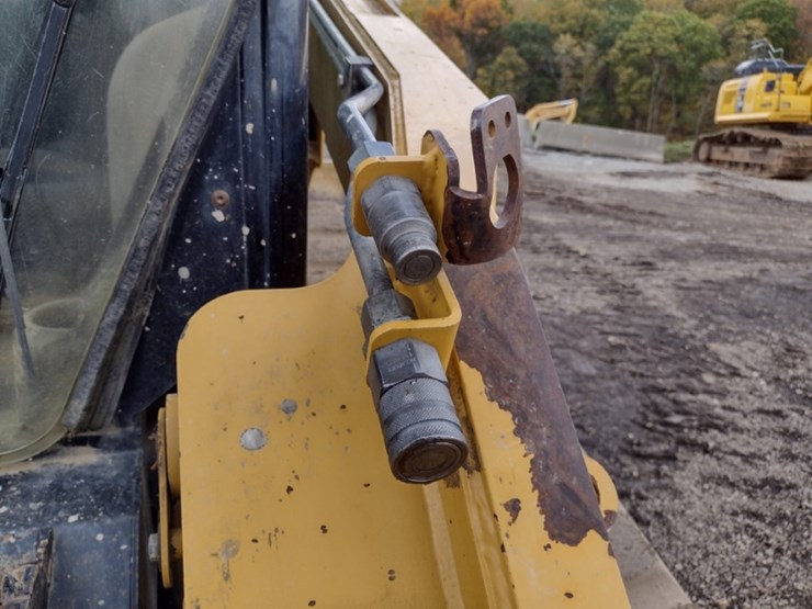 caterpillar-279c-image-15